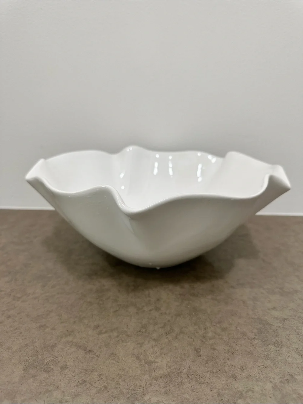 White Ceramic Scalloped Serving Bowl Wavy Elegant Home Dining Large 11” x 4.5”